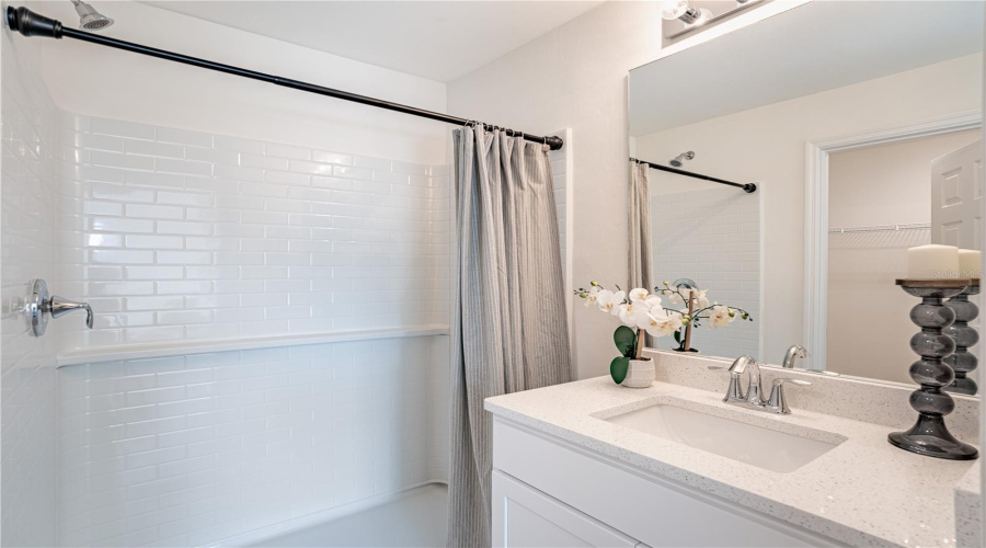 Port Charlotte, Florida 33948, 4 Bedroom Bedrooms, ,2 Bathroombathrooms,Residential,For Sale,Fintonrod,0,Mfra4699890