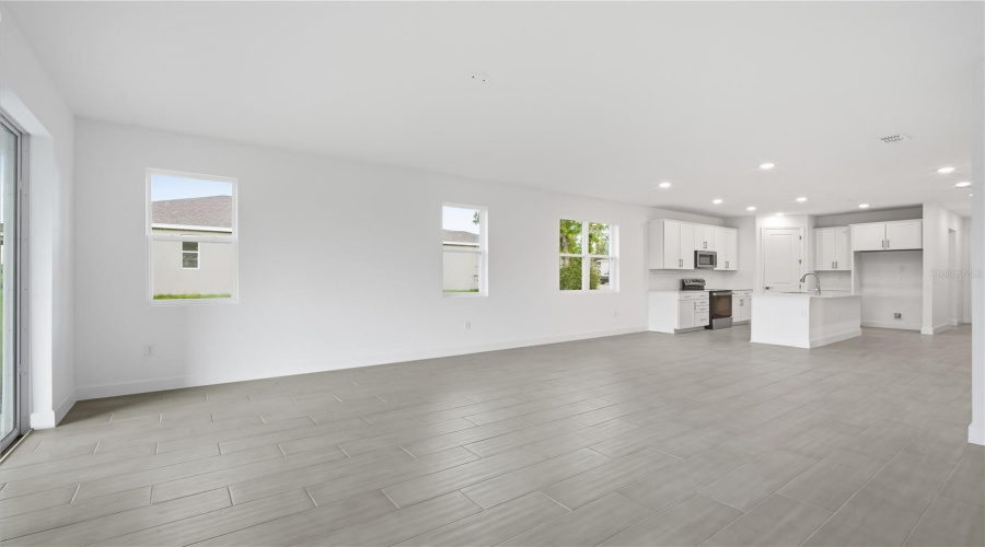 Weeki Wachee, Florida 34613, 4 Bedroom Bedrooms, ,2 Bathroombathrooms,Residential,For Sale,Players,0,Mfrs5127195