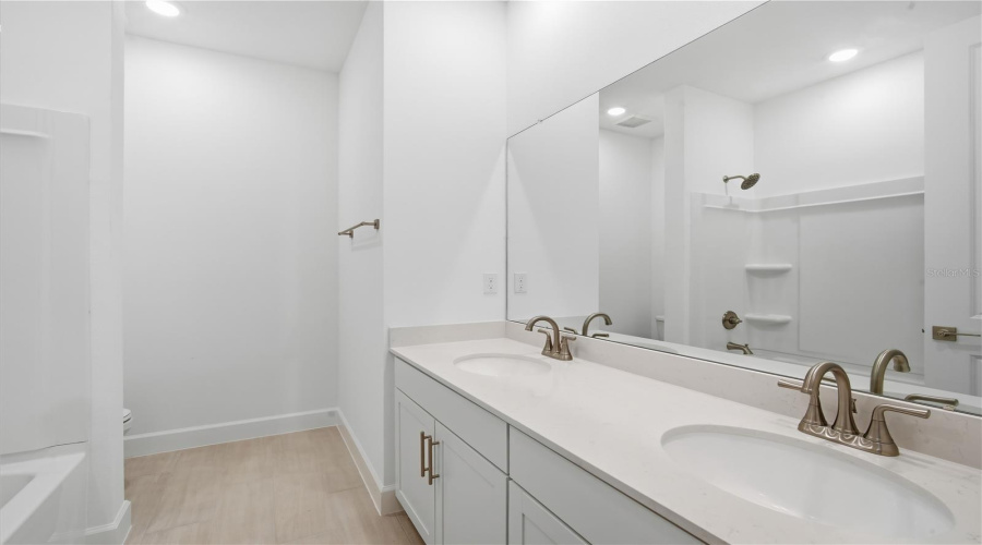 Weeki Wachee, Florida 34613, 4 Bedroom Bedrooms, ,2 Bathroombathrooms,Residential,For Sale,Players,0,Mfrs5127195