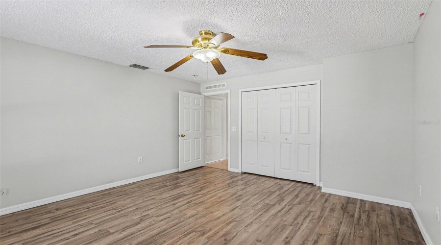 Palm Bay, Florida 32907, 5 Bedroom Bedrooms, ,3 Bathroombathrooms,Residential,For Sale,Abalone,0,Mfro6378375