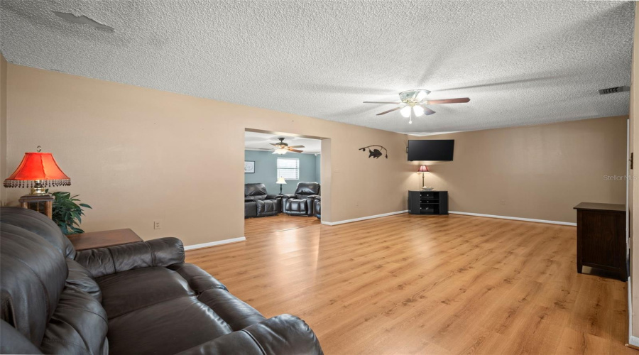 Lake Panasoffkee, Florida 33538, 3 Bedroom Bedrooms, ,2 Bathroombathrooms,Residential,For Sale,Cr 482N,0,Mfro6434403