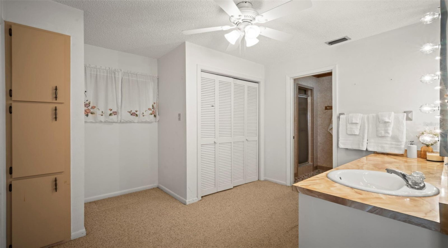 Lake Panasoffkee, Florida 33538, 3 Bedroom Bedrooms, ,2 Bathroombathrooms,Residential,For Sale,Cr 482N,0,Mfro6434403