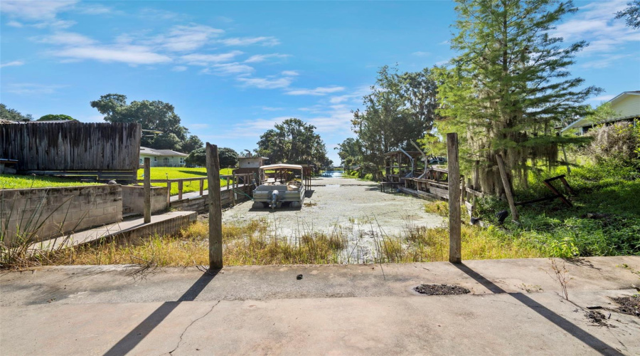 Lake Panasoffkee, Florida 33538, 3 Bedroom Bedrooms, ,2 Bathroombathrooms,Residential,For Sale,Cr 482N,0,Mfro6434403