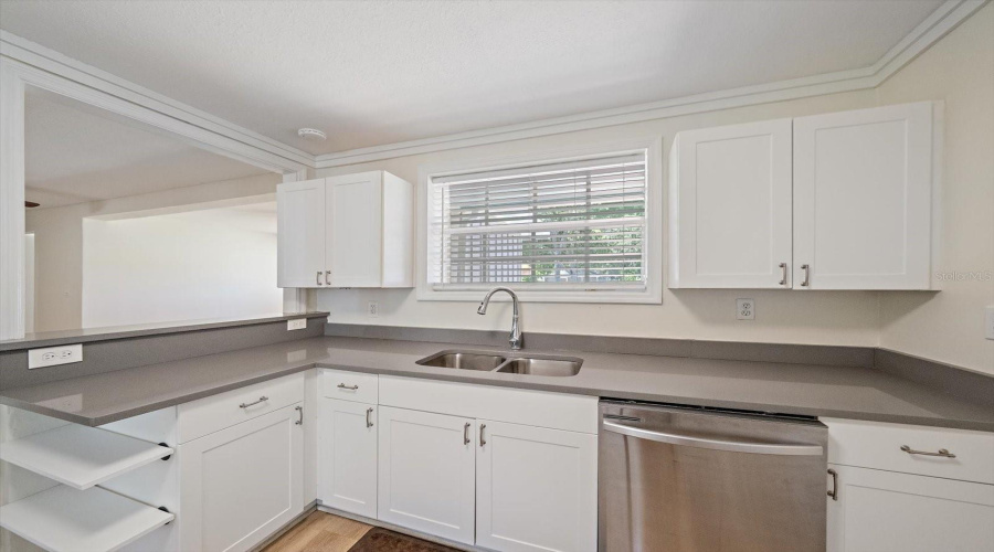 Bradenton, Florida 34205, 3 Bedroom Bedrooms, ,1 Bathroombathrooms,Residential,For Sale,26Th,0,Mfra4702698