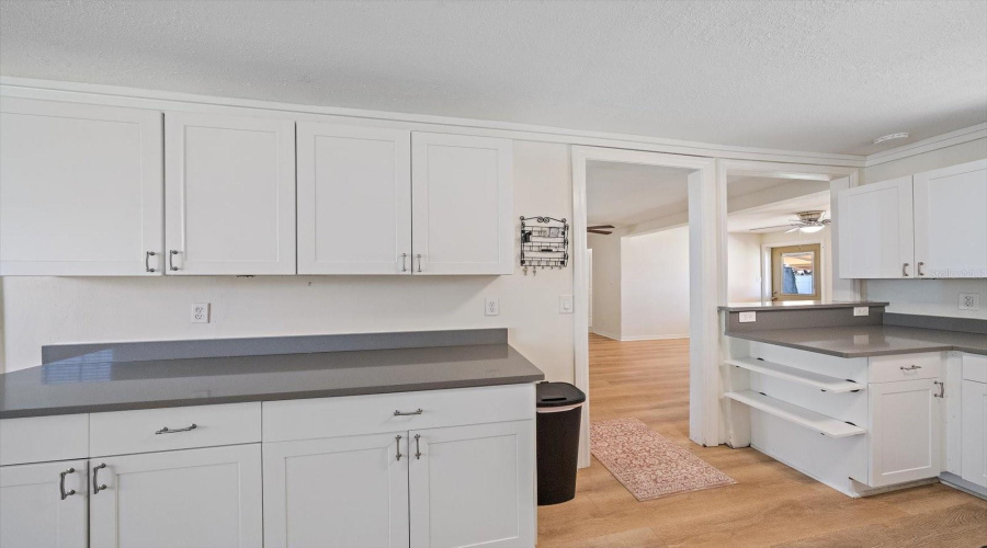 Bradenton, Florida 34205, 3 Bedroom Bedrooms, ,1 Bathroombathrooms,Residential,For Sale,26Th,0,Mfra4702698