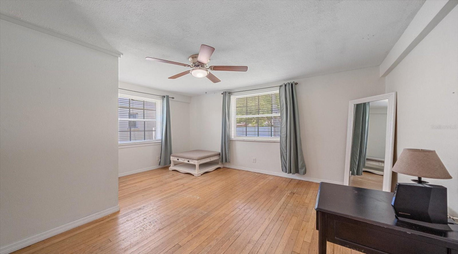 Bradenton, Florida 34205, 3 Bedroom Bedrooms, ,1 Bathroombathrooms,Residential,For Sale,26Th,0,Mfra4702698