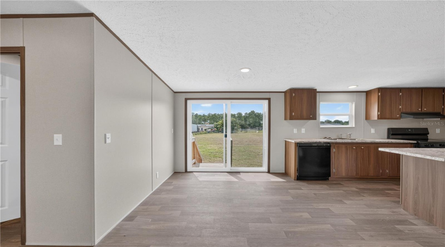 Lake Wales, Florida 33898, 3 Bedroom Bedrooms, ,2 Bathroombathrooms,Residential,For Sale,Big Tank,0,Mfro6433431