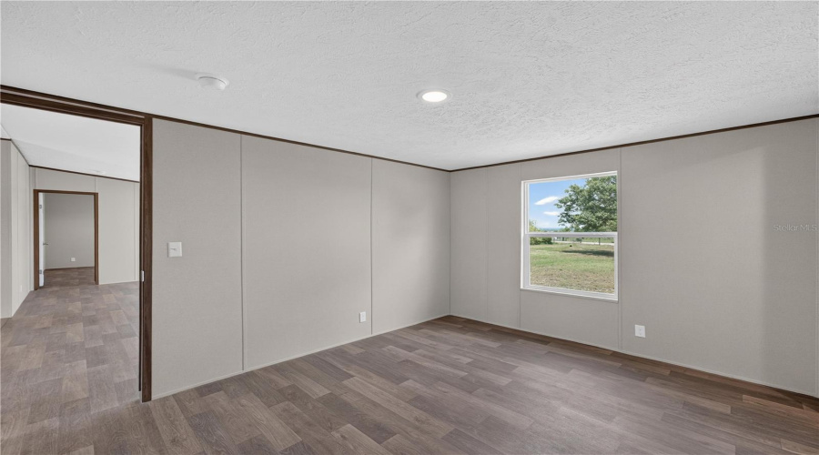 Lake Wales, Florida 33898, 3 Bedroom Bedrooms, ,2 Bathroombathrooms,Residential,For Sale,Big Tank,0,Mfro6433431