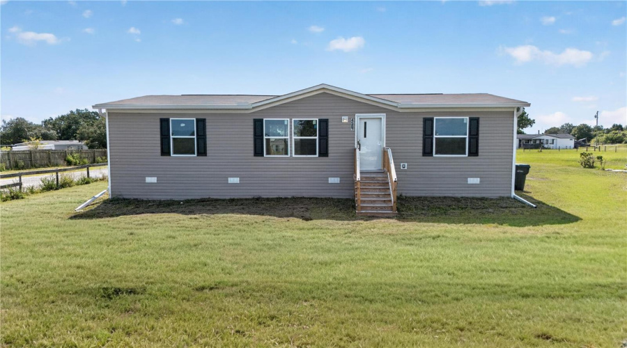 Lake Wales, Florida 33898, 3 Bedroom Bedrooms, ,2 Bathroombathrooms,Residential,For Sale,Big Tank,0,Mfro6433431