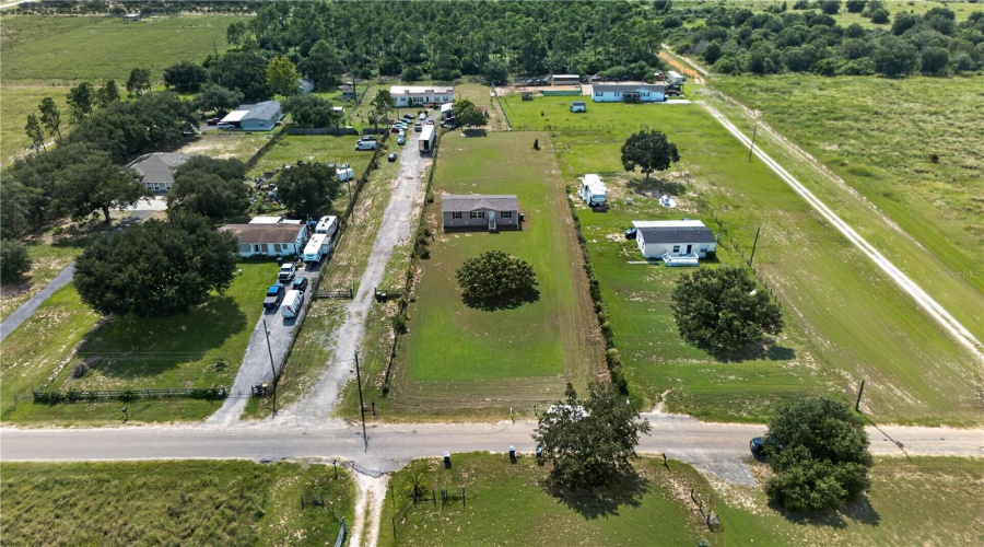 Lake Wales, Florida 33898, 3 Bedroom Bedrooms, ,2 Bathroombathrooms,Residential,For Sale,Big Tank,0,Mfro6433431