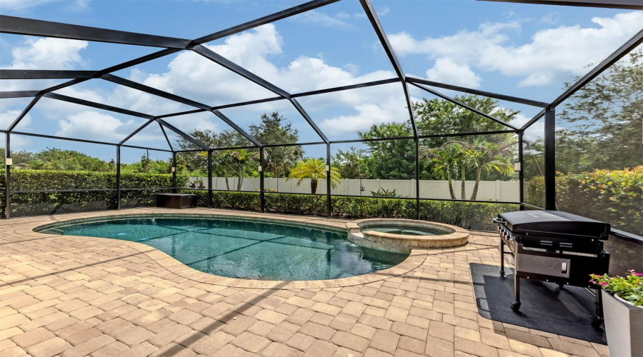Venice, Florida 34292, 5 Bedroom Bedrooms, ,3 Bathroombathrooms,Residential,For Sale,Bluff,0,Mfrn6145411