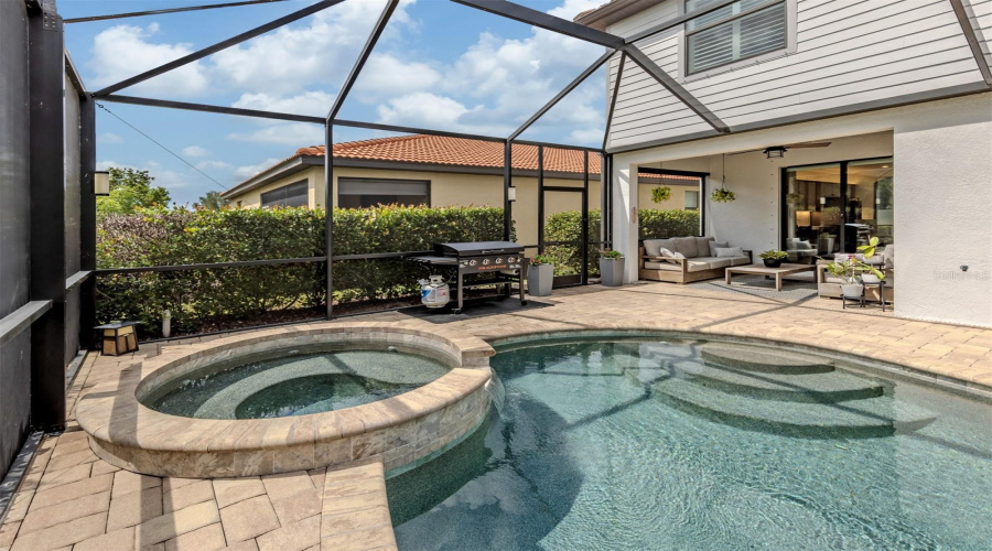 Venice, Florida 34292, 5 Bedroom Bedrooms, ,3 Bathroombathrooms,Residential,For Sale,Bluff,0,Mfrn6145411