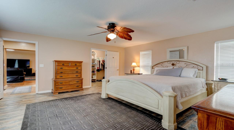 New Smyrna Beach, Florida 32168, 3 Bedroom Bedrooms, ,3 Bathroombathrooms,Residential,For Sale,Dee,0,Mfrns1088756