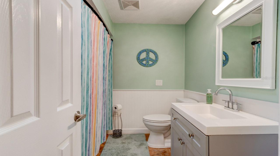 New Smyrna Beach, Florida 32168, 3 Bedroom Bedrooms, ,3 Bathroombathrooms,Residential,For Sale,Dee,0,Mfrns1088756