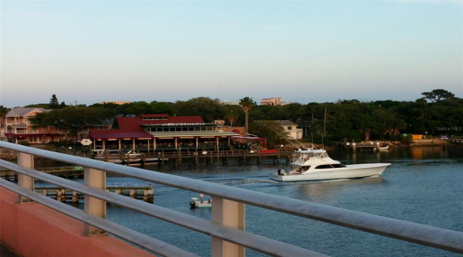 New Smyrna Beach, Florida 32168, 3 Bedroom Bedrooms, ,3 Bathroombathrooms,Residential,For Sale,Dee,0,Mfrns1088756