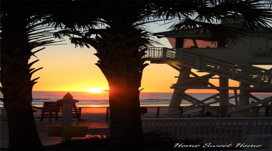 New Smyrna Beach, Florida 32168, 3 Bedroom Bedrooms, ,3 Bathroombathrooms,Residential,For Sale,Dee,0,Mfrns1088756
