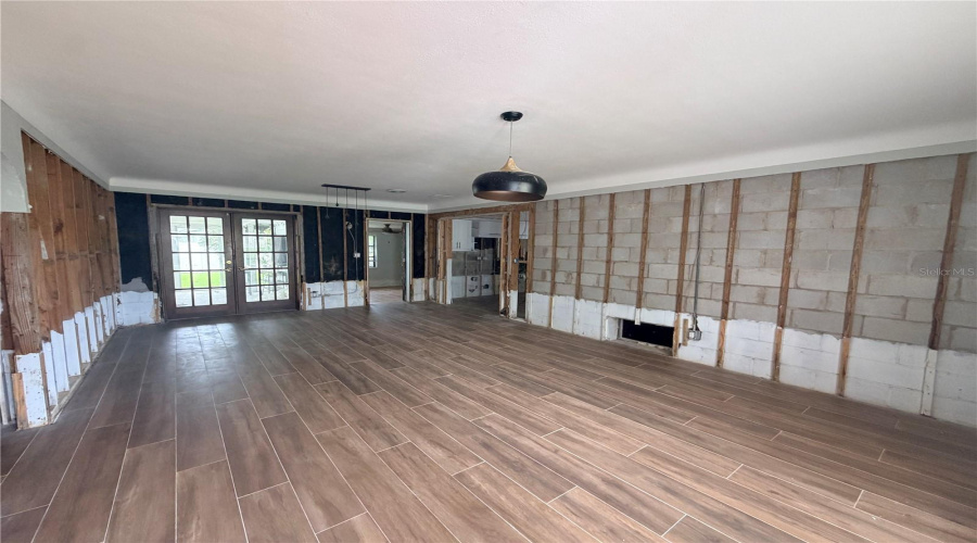 St Petersburg, Florida 33703, 3 Bedroom Bedrooms, ,2 Bathroombathrooms,Residential,For Sale,Oregon,0,Mfrtb8542032