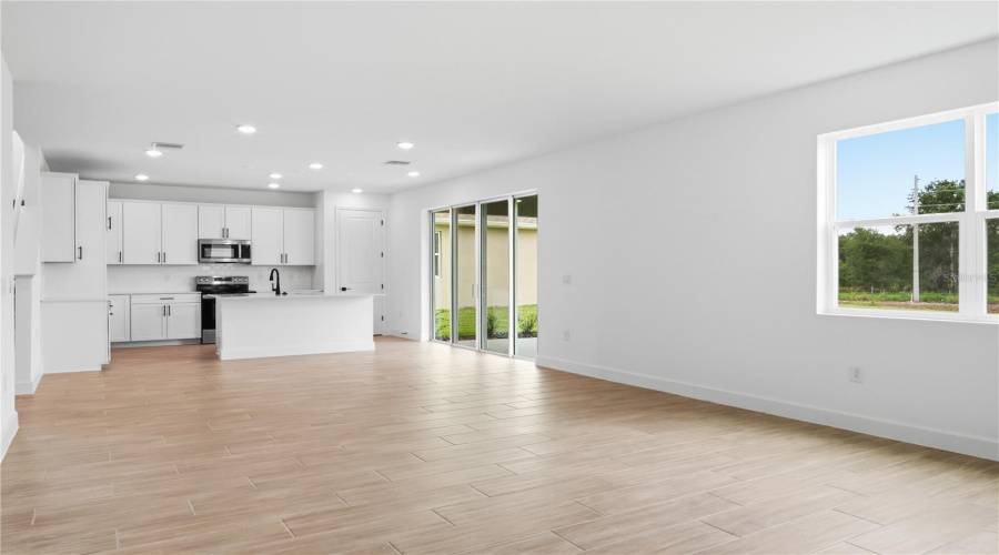 Parrish, Florida 34219, 4 Bedroom Bedrooms, ,3 Bathroombathrooms,Residential,For Sale,Banks,0,Mfrs5142954