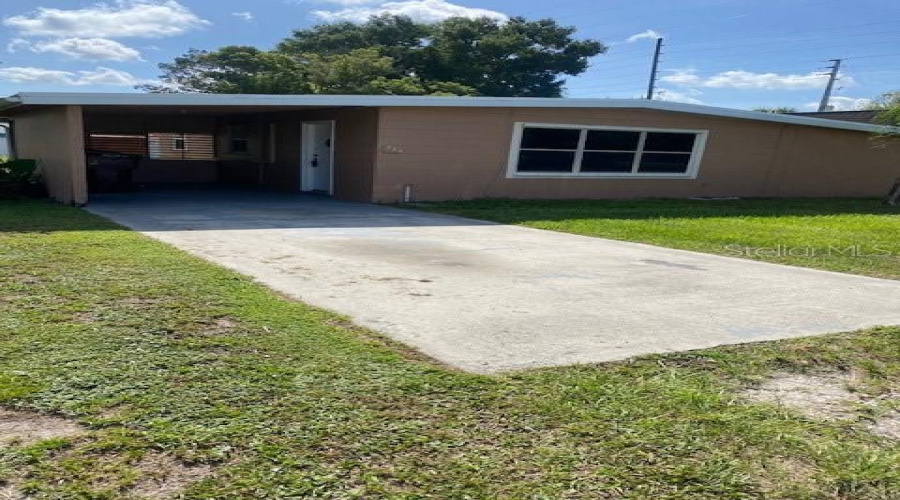 St Cloud, Florida 34769, 4 Bedroom Bedrooms, ,1 Bathroombathrooms,Residential,For Sale,Columbia,0,Mfrs5156272