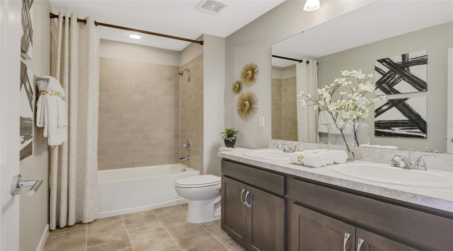 Leesburg, Florida 34788, 5 Bedroom Bedrooms, ,3 Bathroombathrooms,Residential,For Sale,Turnberry,0,Mfrs5152002