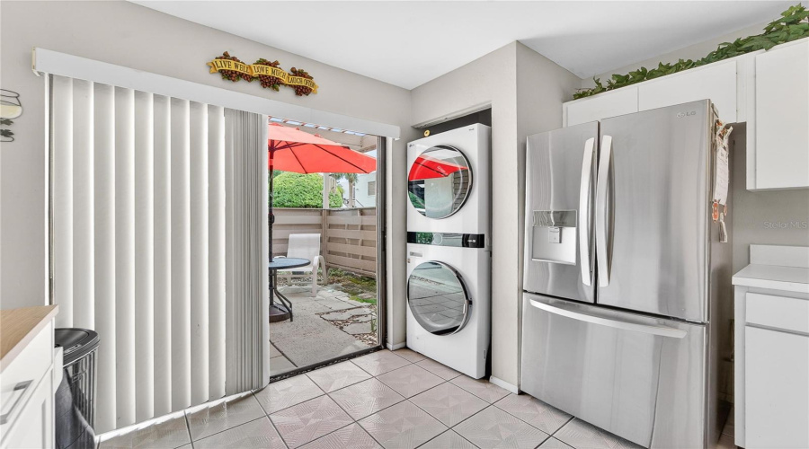 Bradenton, Florida 34210, 2 Bedroom Bedrooms, ,2 Bathroombathrooms,Residential,For Sale,Lakeside,0,Mfrtb8518661