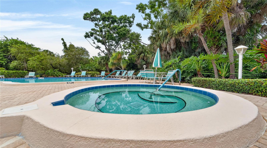 Bradenton, Florida 34210, 2 Bedroom Bedrooms, ,2 Bathroombathrooms,Residential,For Sale,Lakeside,0,Mfrtb8518661