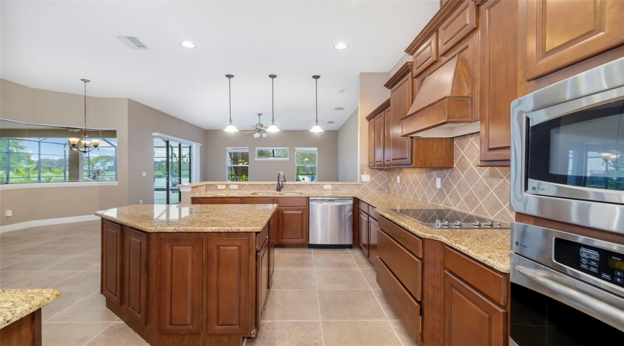 Sarasota, Florida 34240, 4 Bedroom Bedrooms, ,3 Bathroombathrooms,Residential,For Sale,Webber,0,Mfra4700038
