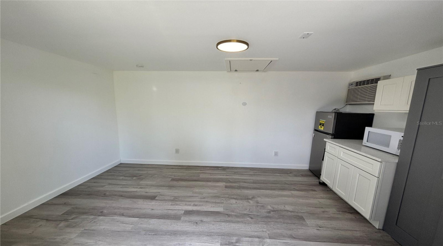 Apopka, Florida 32703, 5 Bedroom Bedrooms, ,2 Bathroombathrooms,Residential,For Sale,Votaw,0,Mfro6431534