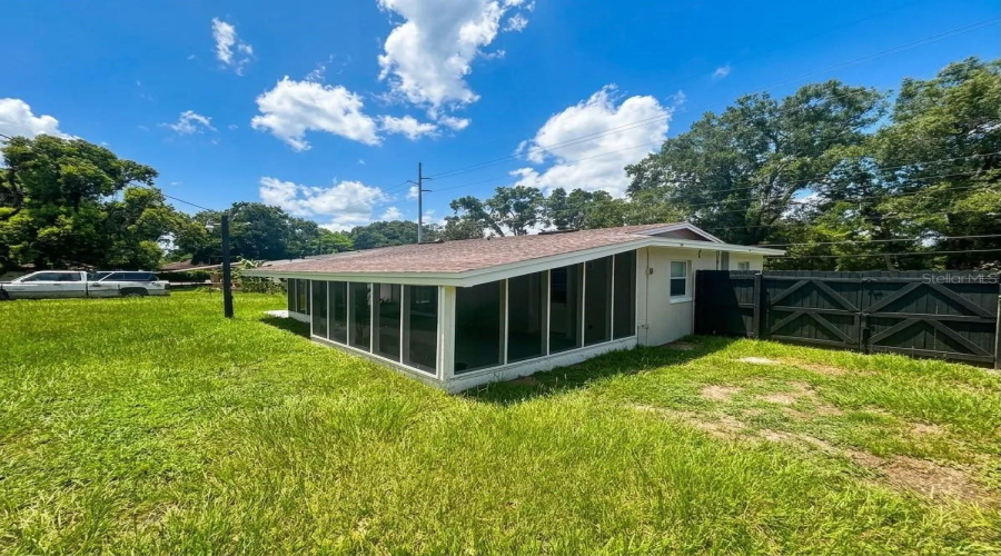 Apopka, Florida 32703, 5 Bedroom Bedrooms, ,2 Bathroombathrooms,Residential,For Sale,Votaw,0,Mfro6431534
