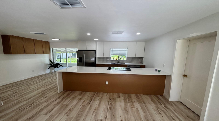 Apopka, Florida 32703, 5 Bedroom Bedrooms, ,2 Bathroombathrooms,Residential,For Sale,Votaw,0,Mfro6431534
