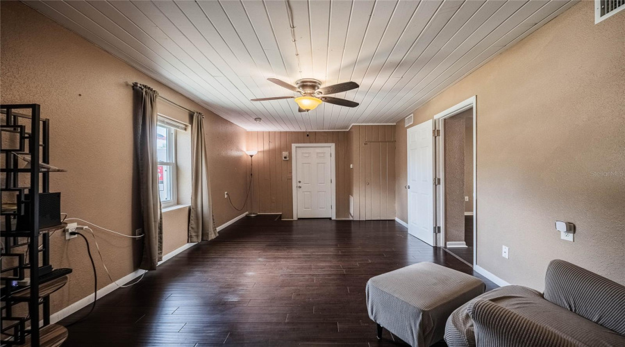 Lakeland, Florida 33805, 4 Bedroom Bedrooms, ,2 Bathroombathrooms,Residential,For Sale,Valencia,0,Mfrl4961261