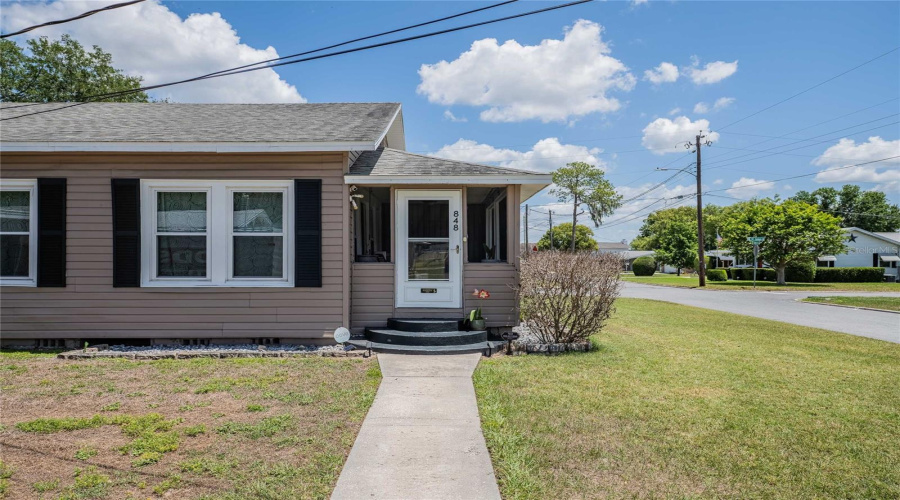Lakeland, Florida 33805, 4 Bedroom Bedrooms, ,2 Bathroombathrooms,Residential,For Sale,Valencia,0,Mfrl4961261