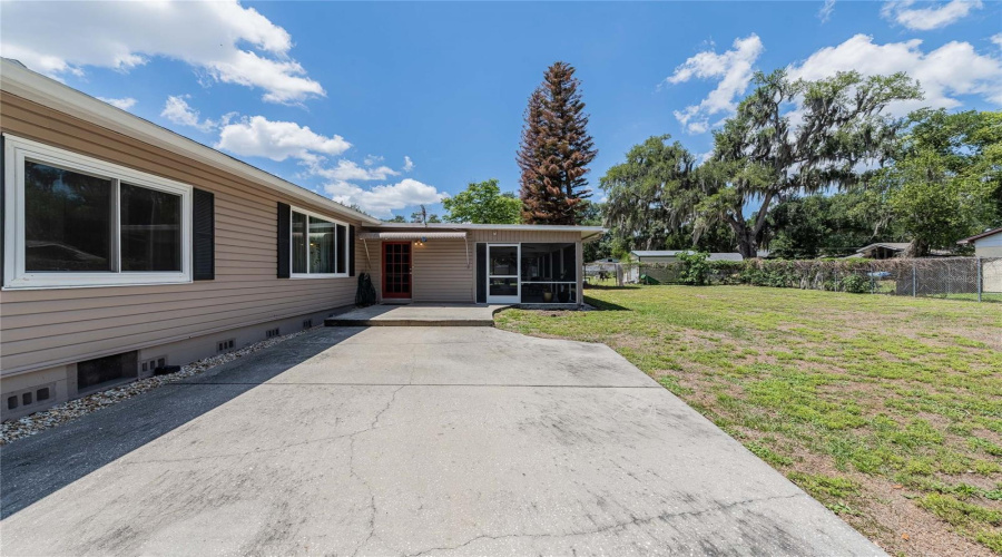 Lakeland, Florida 33805, 4 Bedroom Bedrooms, ,2 Bathroombathrooms,Residential,For Sale,Valencia,0,Mfrl4961261