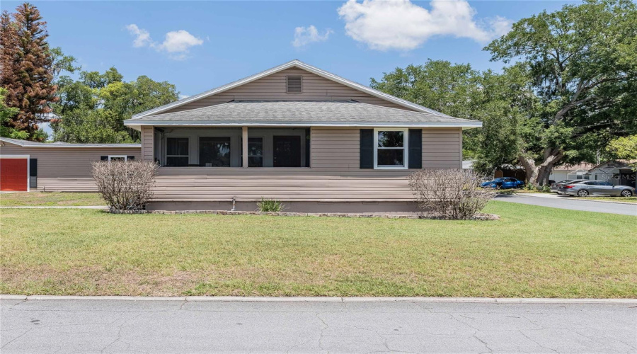 Lakeland, Florida 33805, 4 Bedroom Bedrooms, ,2 Bathroombathrooms,Residential,For Sale,Valencia,0,Mfrl4961261