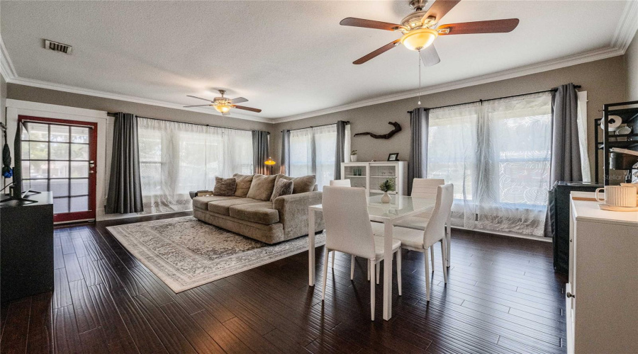 Lakeland, Florida 33805, 4 Bedroom Bedrooms, ,2 Bathroombathrooms,Residential,For Sale,Valencia,0,Mfrl4961261
