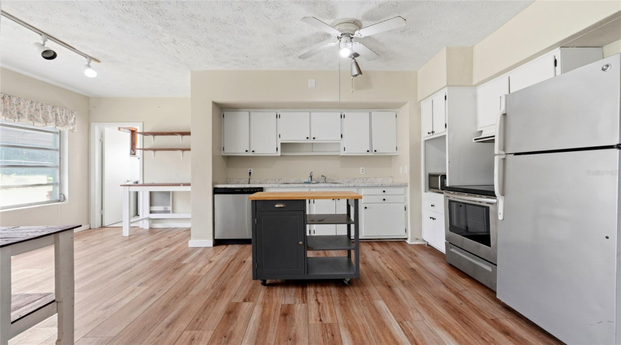 Keystone Heights, Florida 32656, 5 Bedroom Bedrooms, ,2 Bathroombathrooms,Residential,For Sale,Heron,0,Mfrgc540505