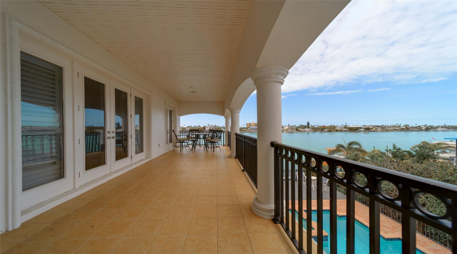 Clearwater Beach, Florida 33767, 6 Bedroom Bedrooms, ,5 Bathroombathrooms,Residential,For Sale,Island,0,Mfrtb8481851