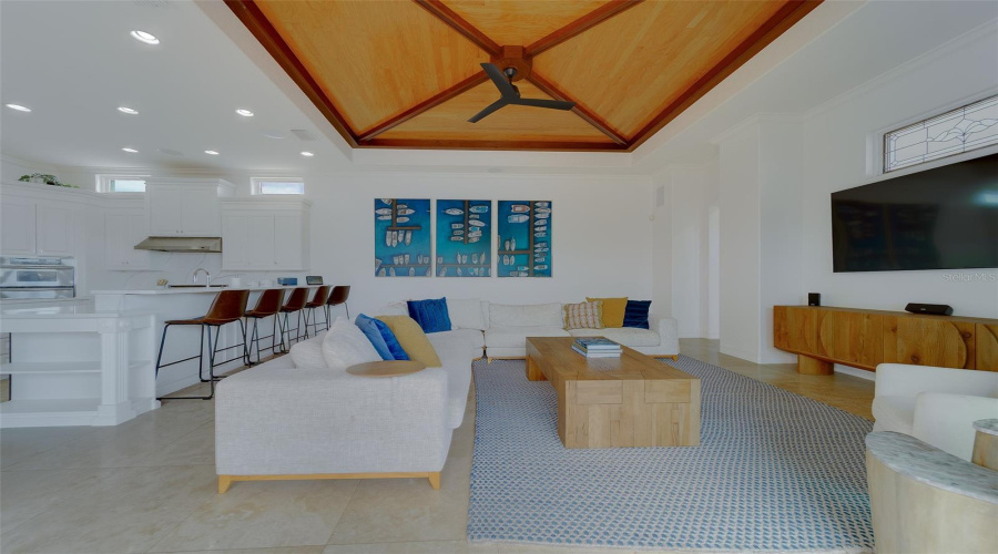 Clearwater Beach, Florida 33767, 6 Bedroom Bedrooms, ,5 Bathroombathrooms,Residential,For Sale,Island,0,Mfrtb8481851