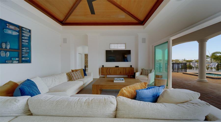 Clearwater Beach, Florida 33767, 6 Bedroom Bedrooms, ,5 Bathroombathrooms,Residential,For Sale,Island,0,Mfrtb8481851