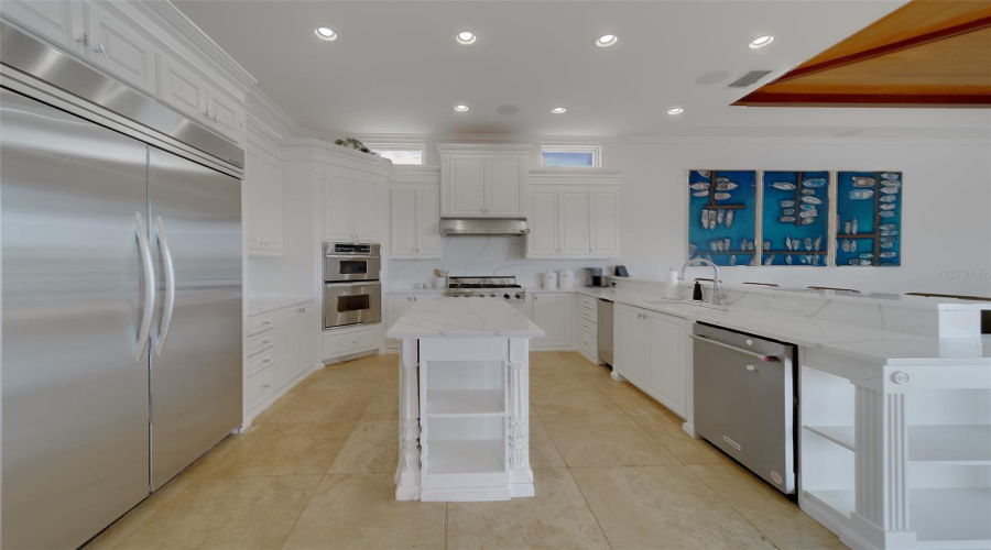 Clearwater Beach, Florida 33767, 6 Bedroom Bedrooms, ,5 Bathroombathrooms,Residential,For Sale,Island,0,Mfrtb8481851