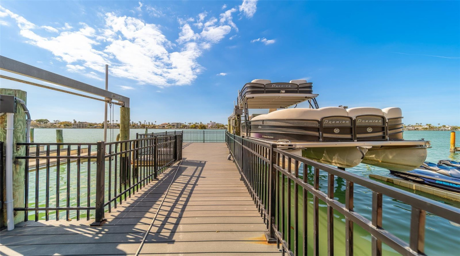 Clearwater Beach, Florida 33767, 6 Bedroom Bedrooms, ,5 Bathroombathrooms,Residential,For Sale,Island,0,Mfrtb8481851