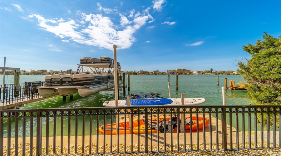 Clearwater Beach, Florida 33767, 6 Bedroom Bedrooms, ,5 Bathroombathrooms,Residential,For Sale,Island,0,Mfrtb8481851