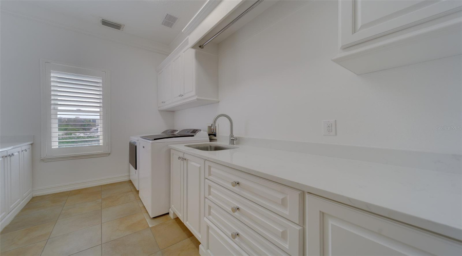 Clearwater Beach, Florida 33767, 6 Bedroom Bedrooms, ,5 Bathroombathrooms,Residential,For Sale,Island,0,Mfrtb8481851