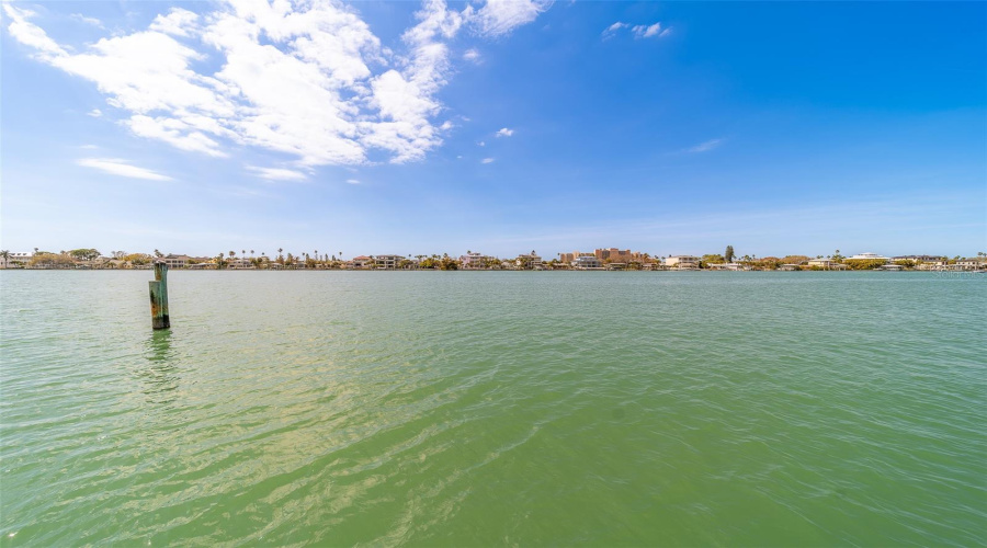 Clearwater Beach, Florida 33767, 6 Bedroom Bedrooms, ,5 Bathroombathrooms,Residential,For Sale,Island,0,Mfrtb8481851