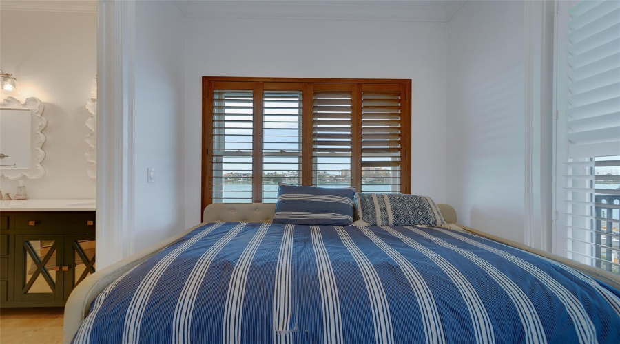 Clearwater Beach, Florida 33767, 6 Bedroom Bedrooms, ,5 Bathroombathrooms,Residential,For Sale,Island,0,Mfrtb8481851