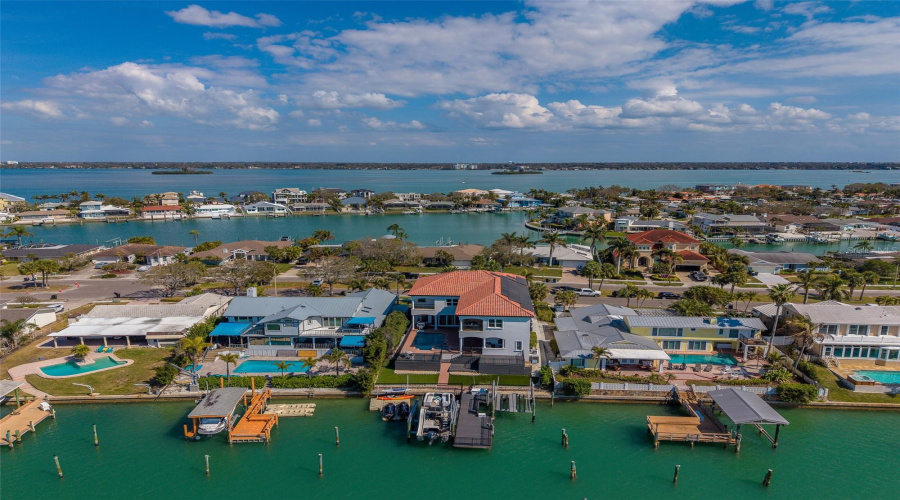 Clearwater Beach, Florida 33767, 6 Bedroom Bedrooms, ,5 Bathroombathrooms,Residential,For Sale,Island,0,Mfrtb8481851