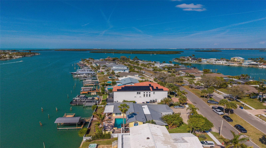 Clearwater Beach, Florida 33767, 6 Bedroom Bedrooms, ,5 Bathroombathrooms,Residential,For Sale,Island,0,Mfrtb8481851