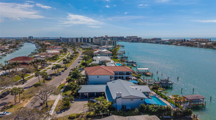 Clearwater Beach, Florida 33767, 6 Bedroom Bedrooms, ,5 Bathroombathrooms,Residential,For Sale,Island,0,Mfrtb8481851