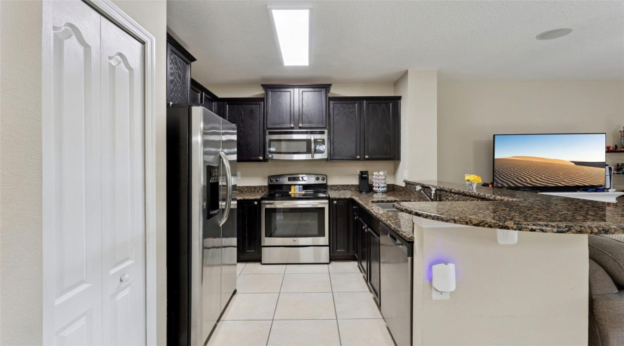 Longwood, Florida 32750, 3 Bedroom Bedrooms, ,2 Bathroombathrooms,Residential,For Sale,Joyful Blossom,0,Mfro6382698