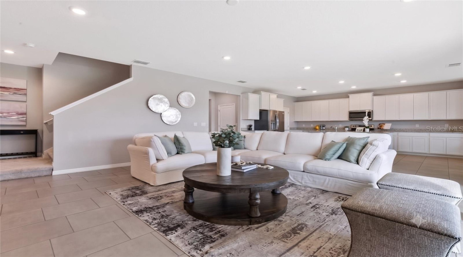 Riverview, Florida 33579, 4 Bedroom Bedrooms, ,3 Bathroombathrooms,Residential,For Sale,Willow Grove,0,Mfro6428550